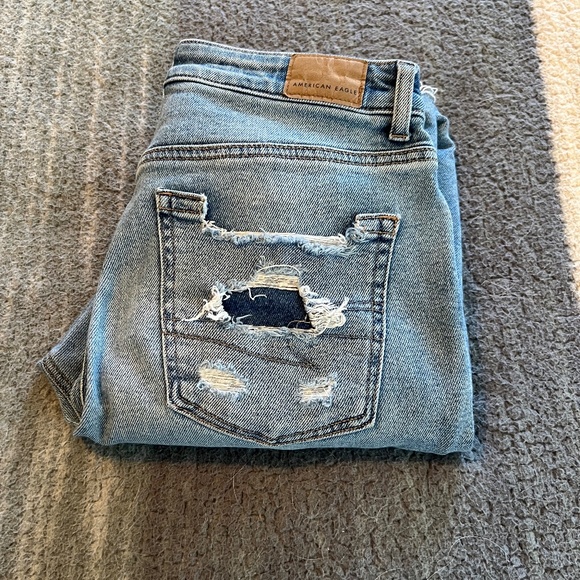 American Eagle Mom Jeans - Picture 1 of 3